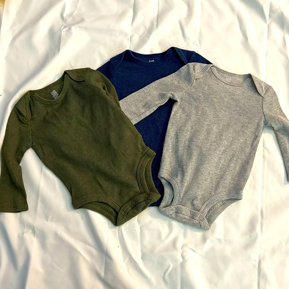 Carter’s 3 Pack Thermal Longsleeve Bodysuit - Picture 1 of 4